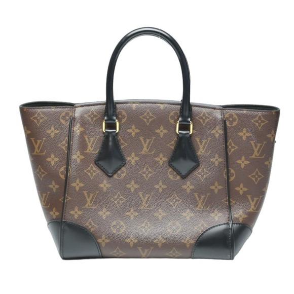 Louis Vuitton Handbags - LOUIS VUITTON Brown Monogram Canvas Bag